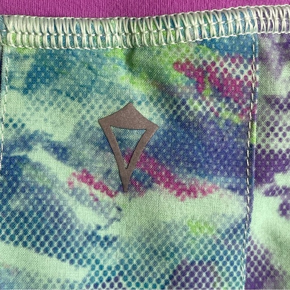 IVIVVA Lululemon 10 Set the Pace Pleated Skirt Skort Purple Blue Green Size 12 - Picture 7 of 7